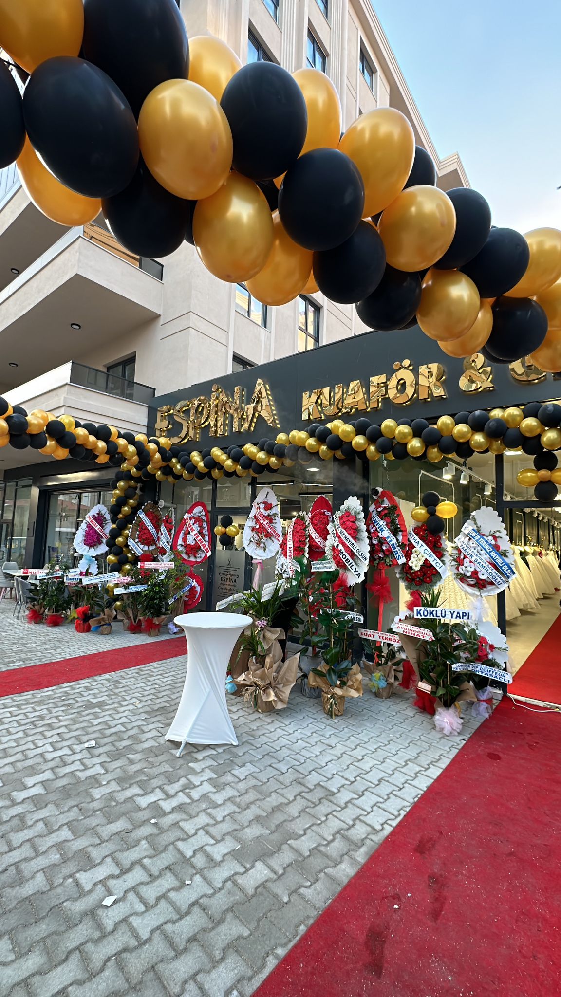 Espina Gelinlik ve Bayan Kuaförü