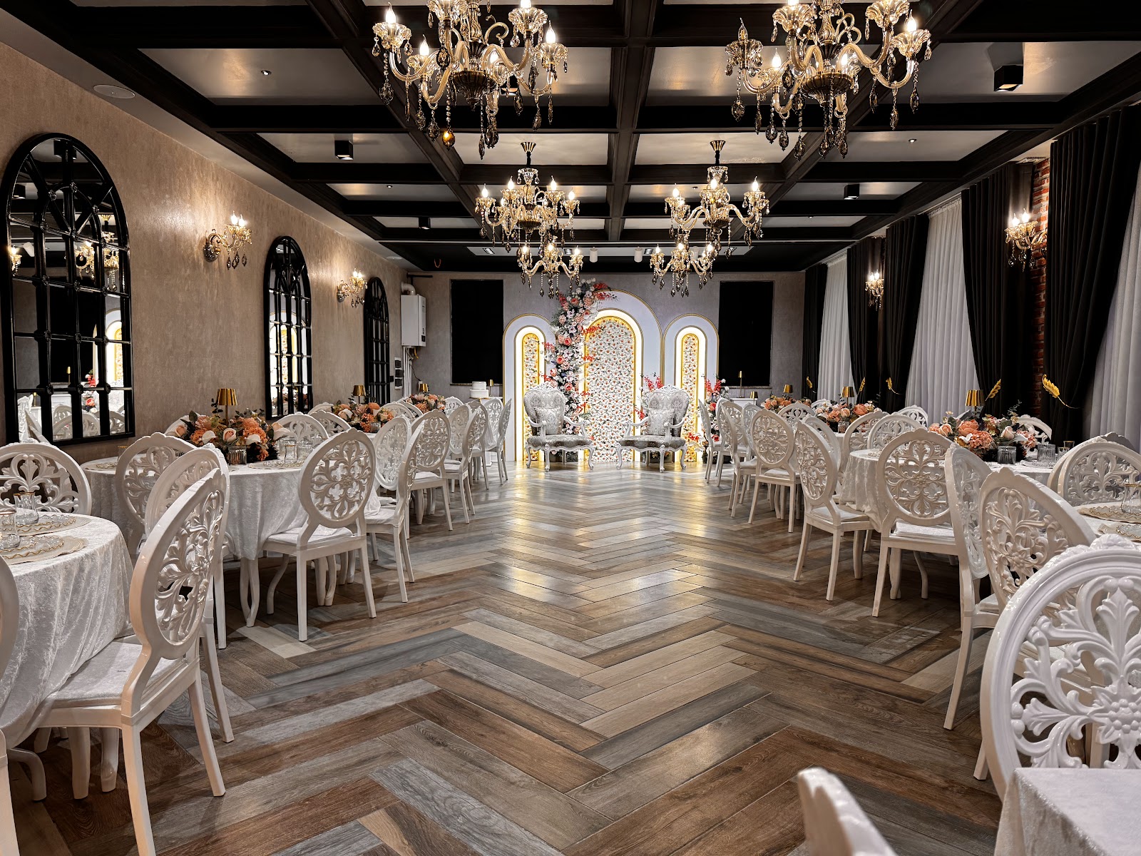 Kumbara Life Van Davet Evi / Düğün / Nişan / Organizasyon kır düğünü mekanı — İpekyolu
