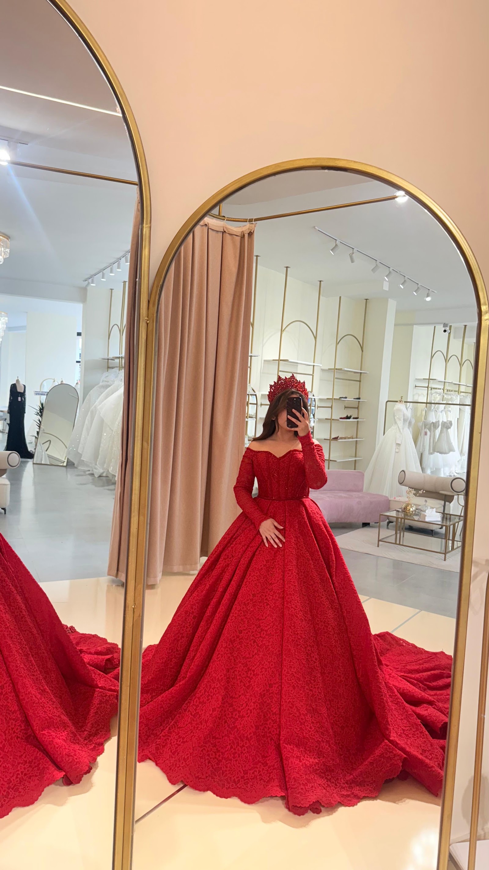 Voila Bridal/Gelinlik